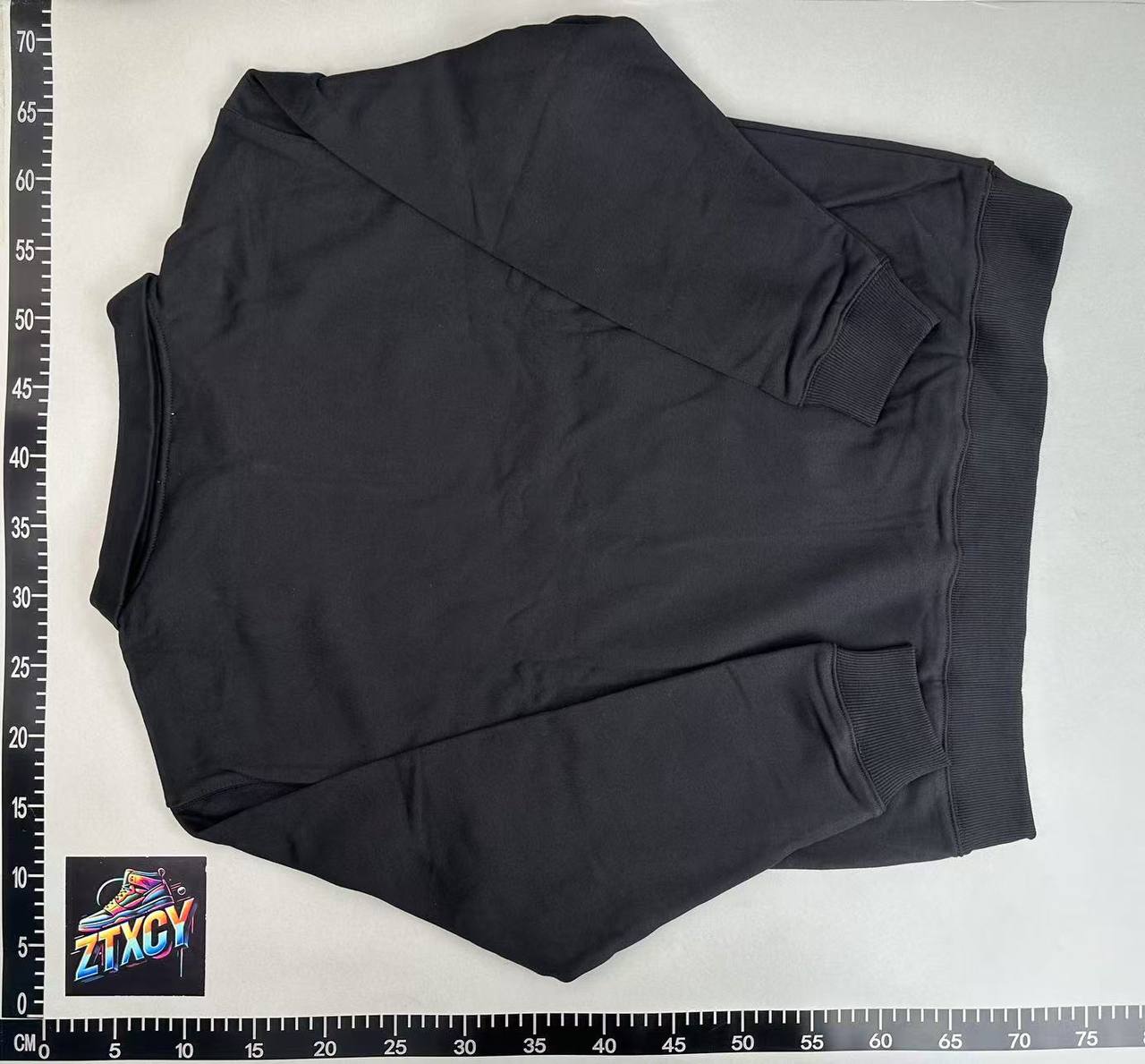 Half-Zip Sweater with Red Heart Embroidery [3 styles]