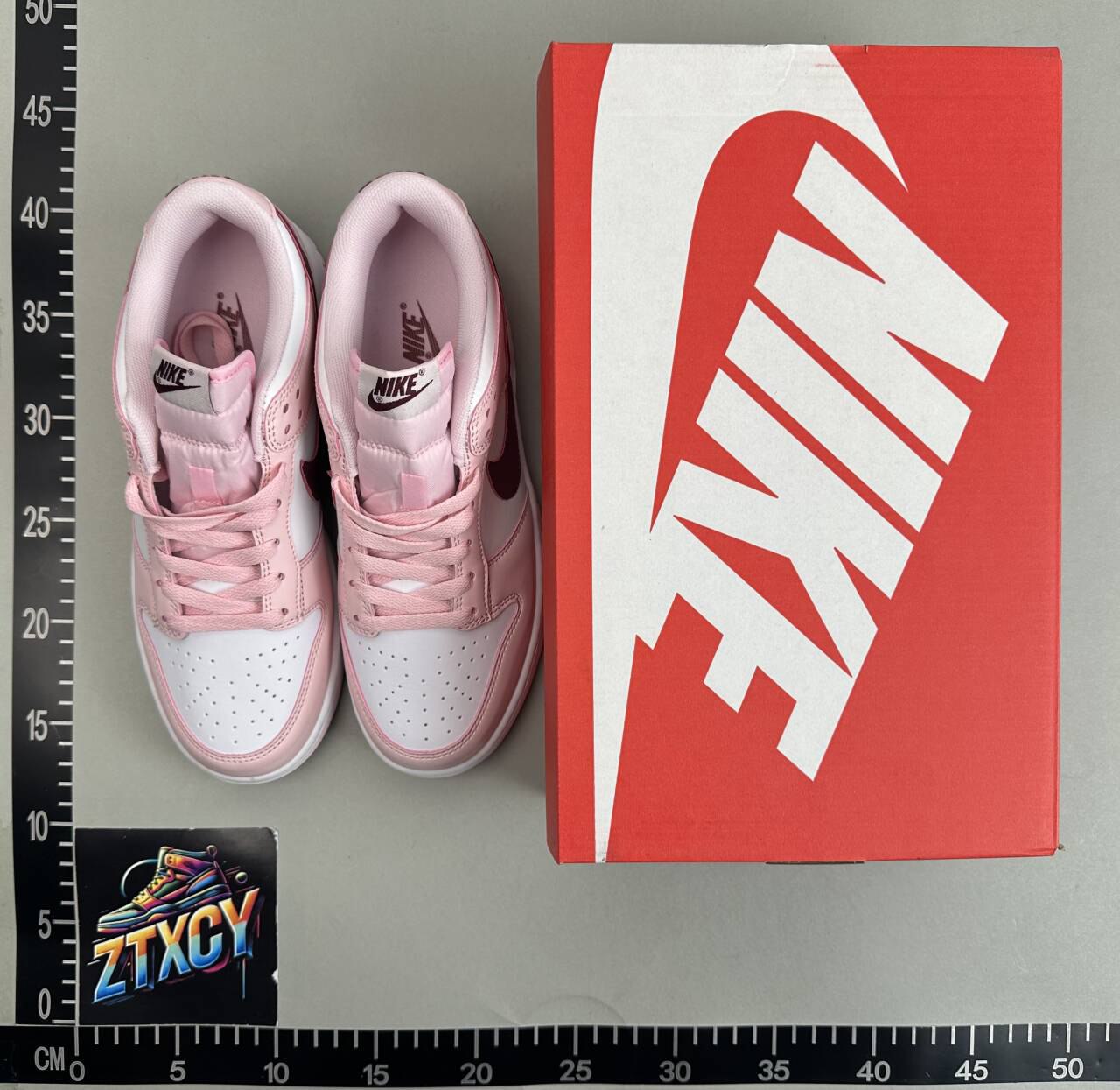 Nike Dunk Low Sneakers [27 styles]