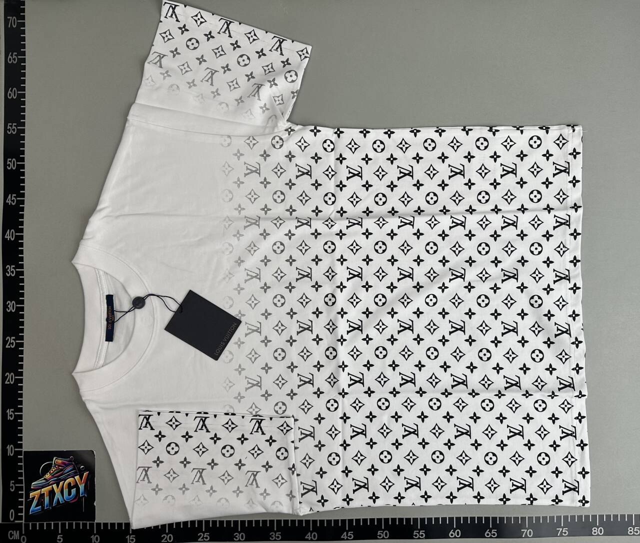 Louis Vuitton Monogram T-Shirt [37 styles]