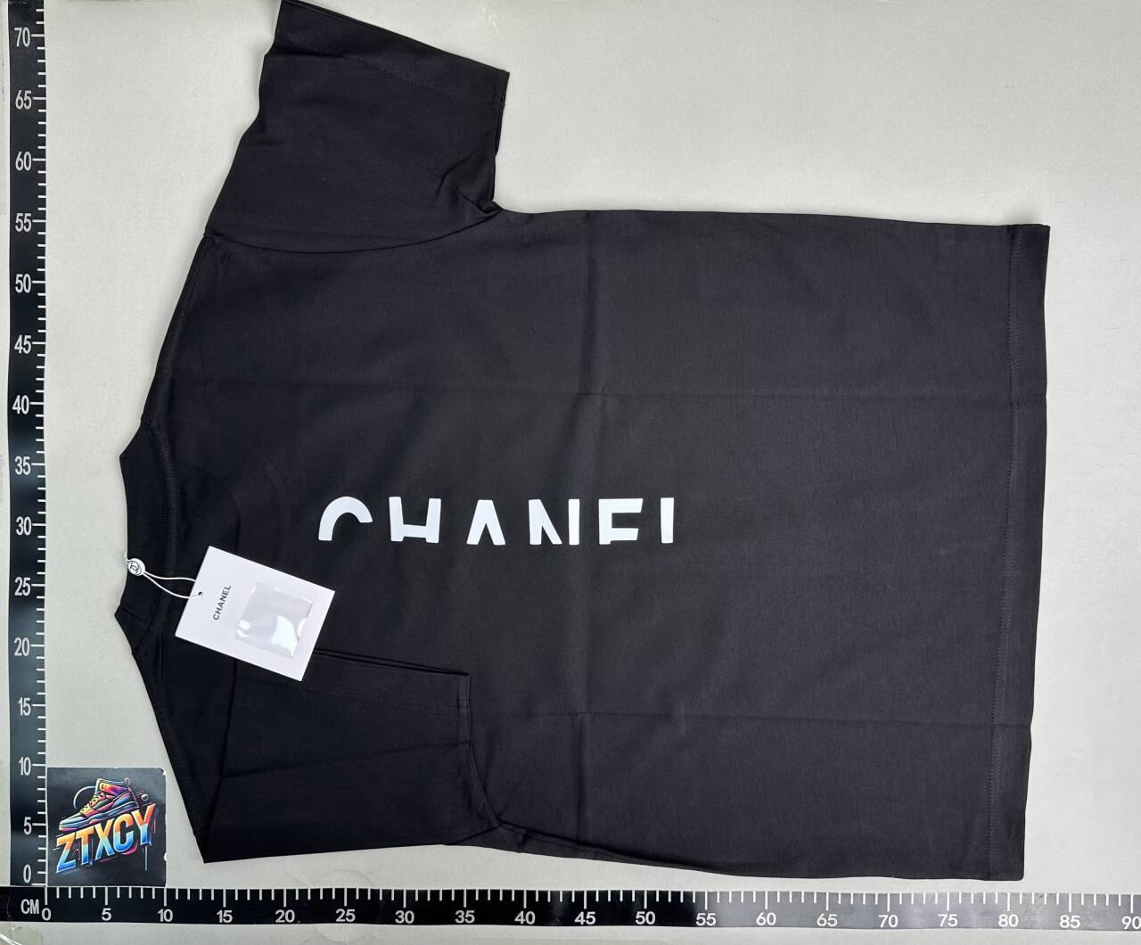 Chanel CC Logo T-Shirt [24 styles]