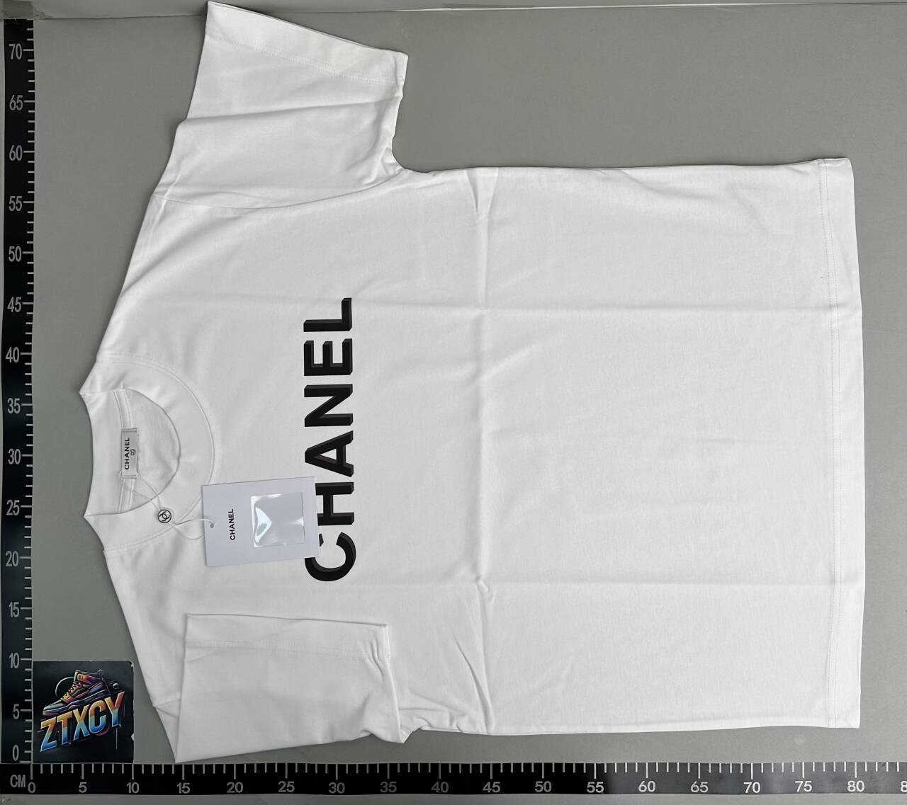 Chanel CC Logo T-Shirt [24 styles]