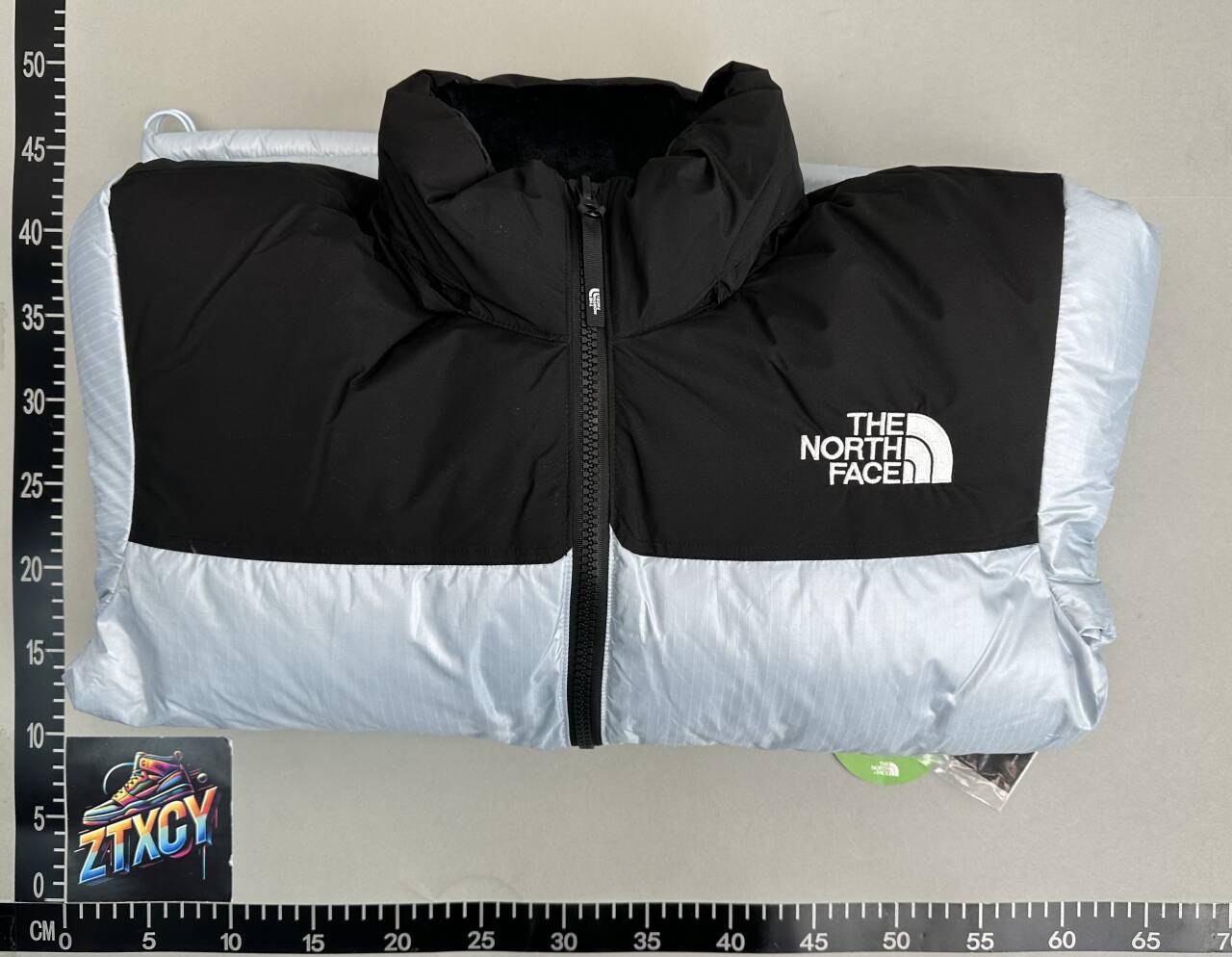 The North Face Nuptse Jacket [5 styles]