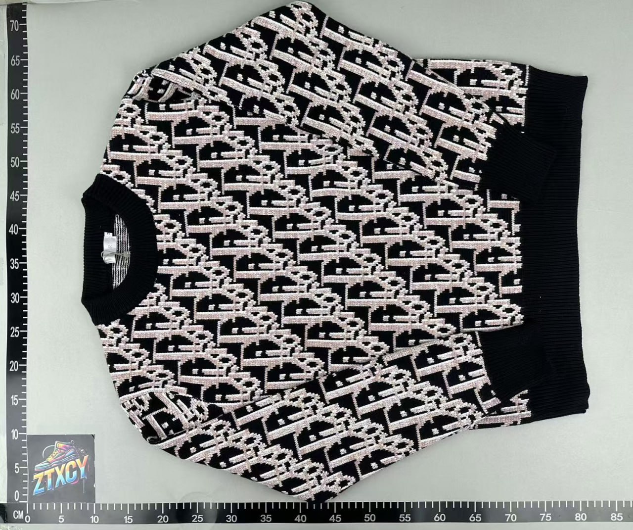 RC Monogram Knit Sweater [3 styles]