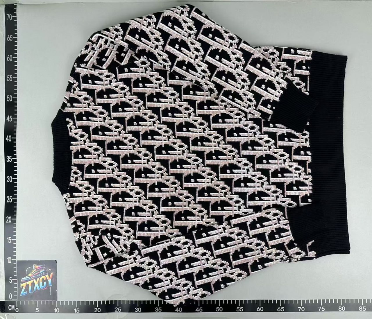 RC Monogram Knit Sweater [3 styles]