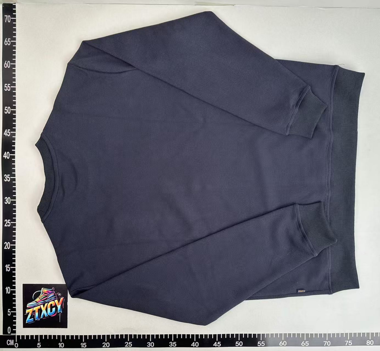 HAZZYS Embroidered 'h' Crewneck Sweatshirts [4 styles]