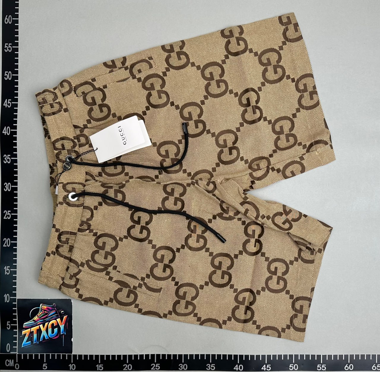 Gucci GG Supreme Shorts [7 styles]