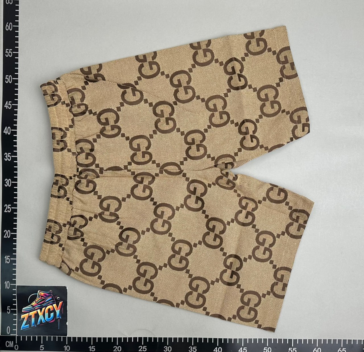 Gucci GG Supreme Shorts [7 styles]