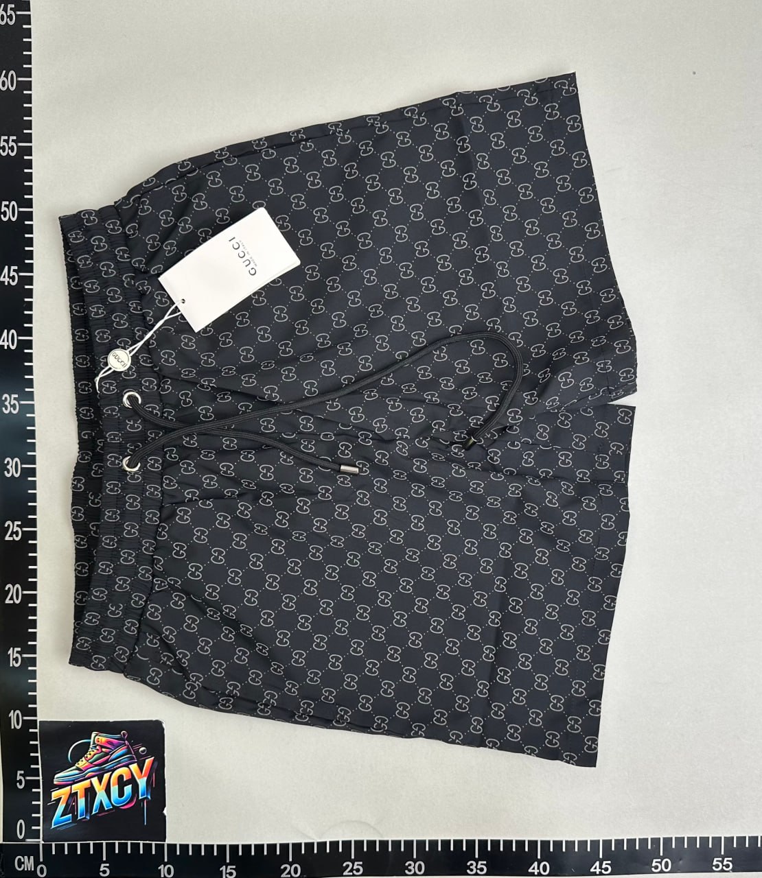 Gucci GG Supreme Shorts [2 styles]