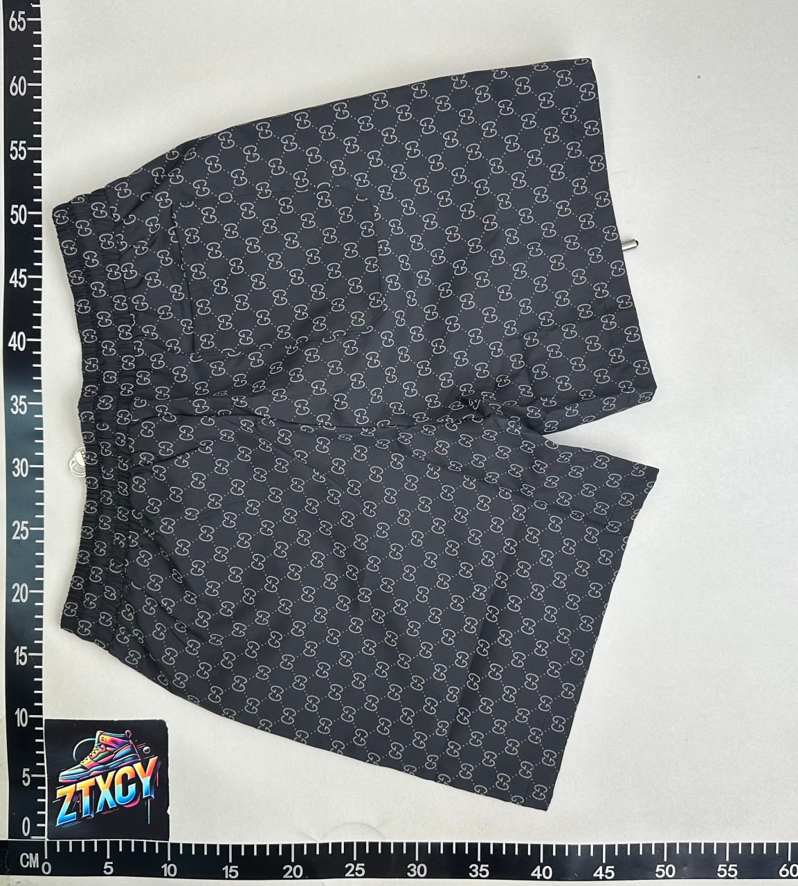 Gucci GG Supreme Shorts [2 styles]