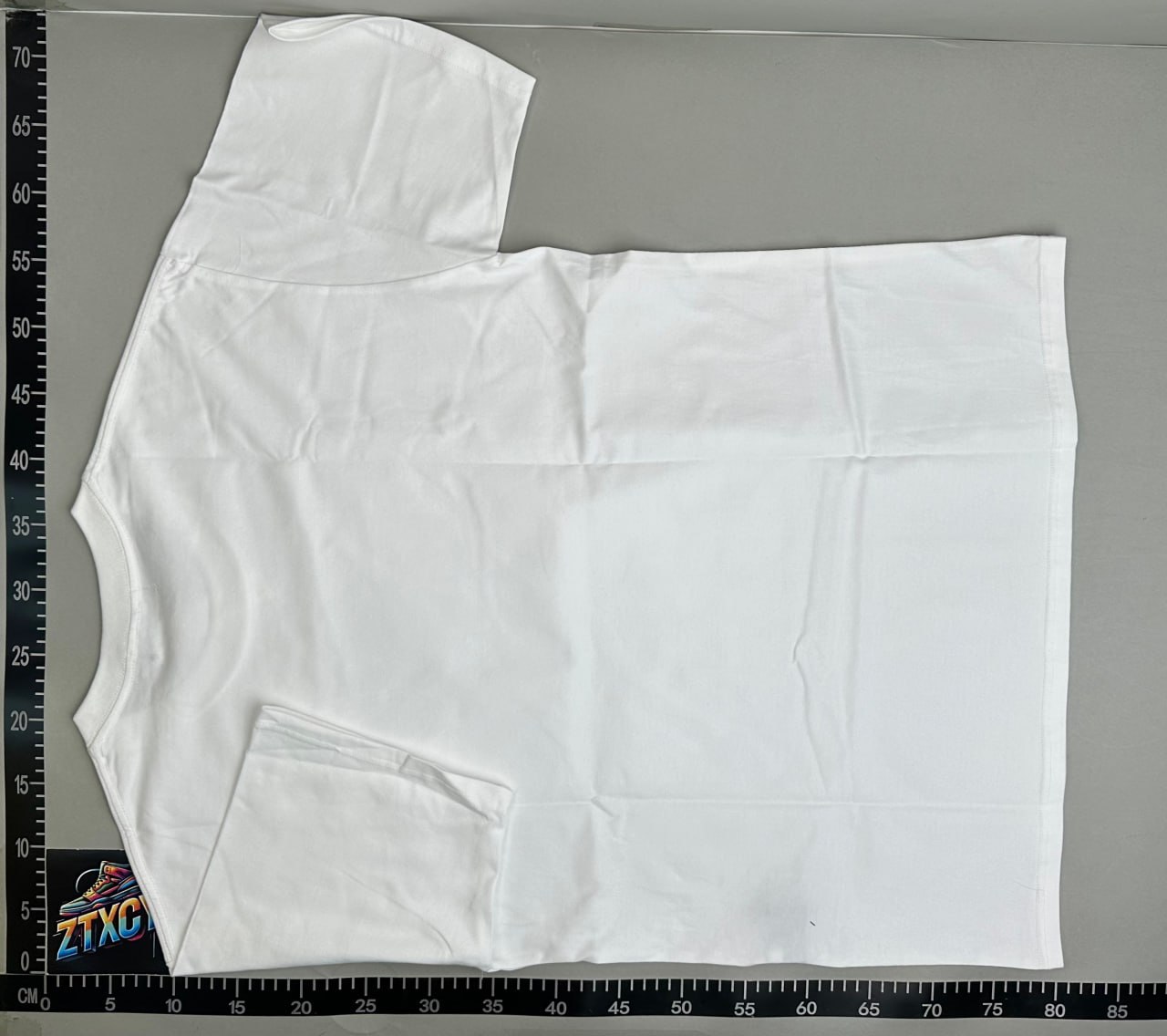 Purple T-Shirts [40 styles]