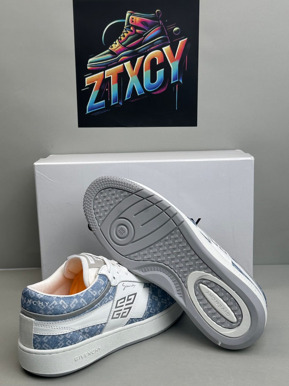 Givenchy B22 Sneakers [12 styles]