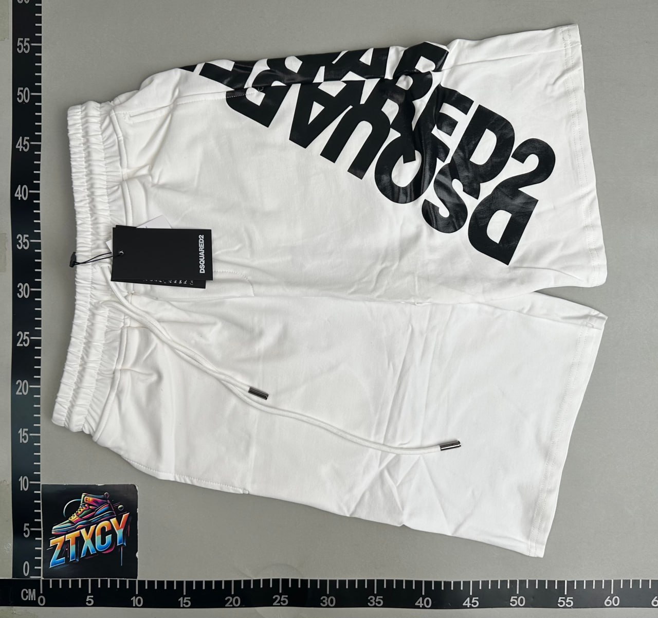 DSQUARED2 ICON Shorts [20 styles]