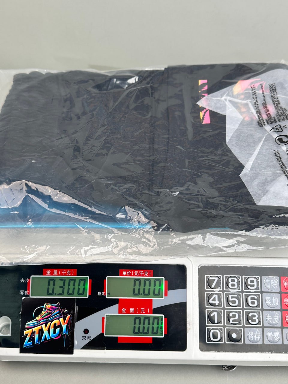 DSQUARED2 ICON Shorts [20 styles]