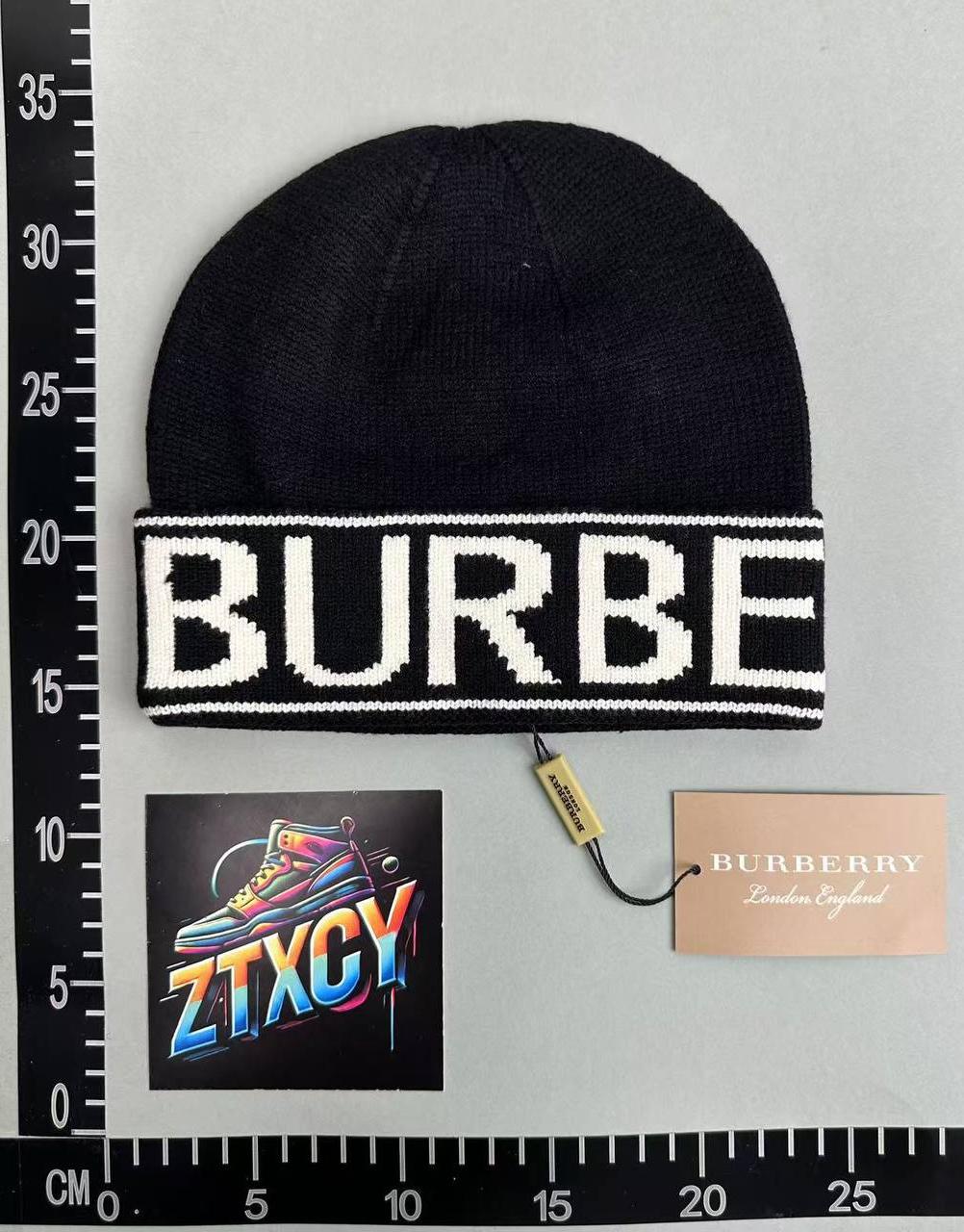 Burberry Logo Knit Beanie [5 styles]