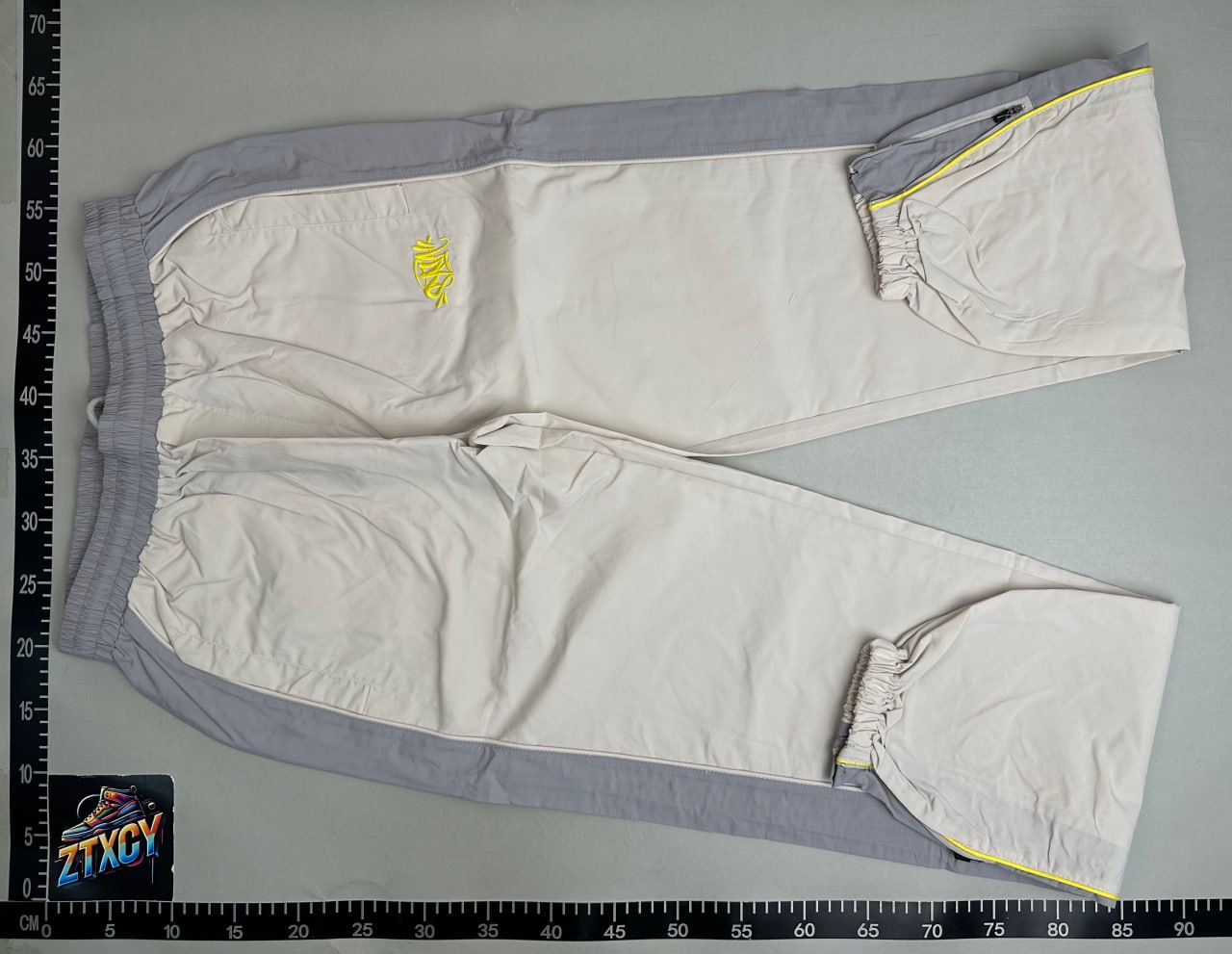 The North Face B22 Track Jacket [4 styles]