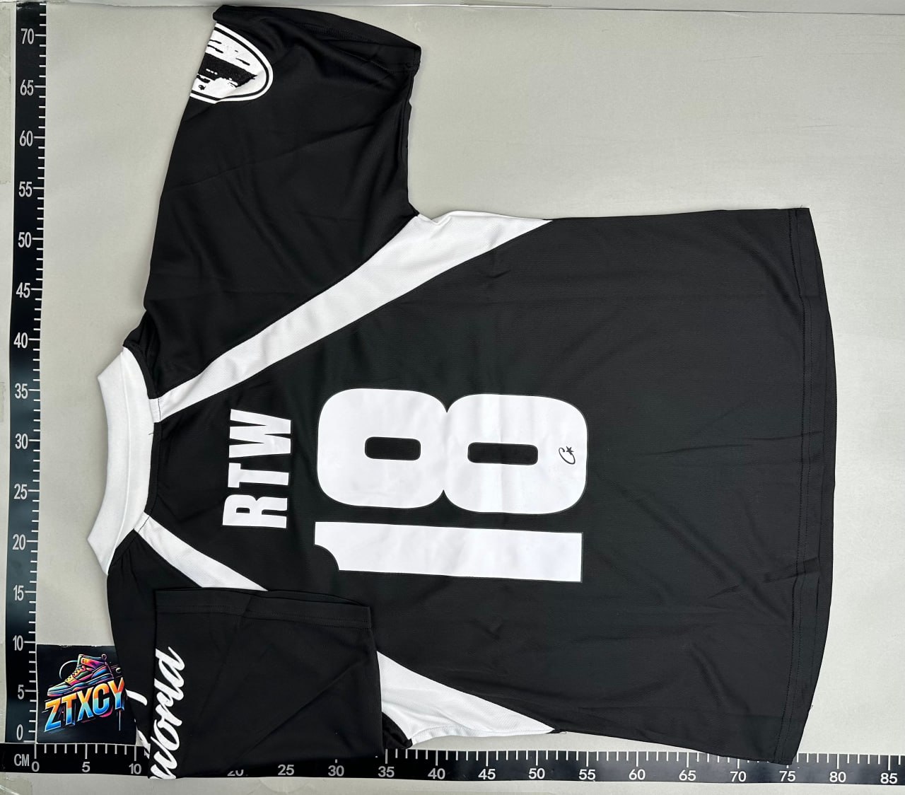 Corte Jersey [22 styles]