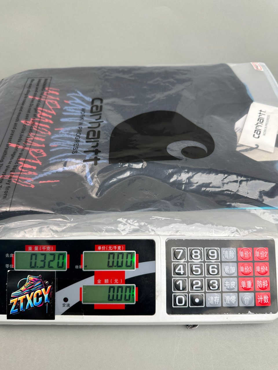 Carhartt Pocket T-Shirt [40 styles]