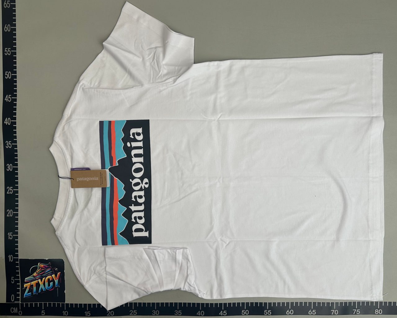 Patagonia P-6 Logo T-Shirt [35 styles]
