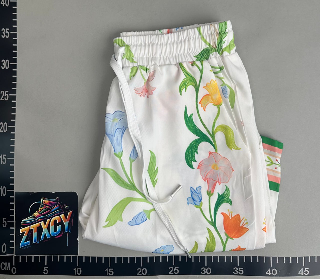 Beach Swim Trunks [21 styles]