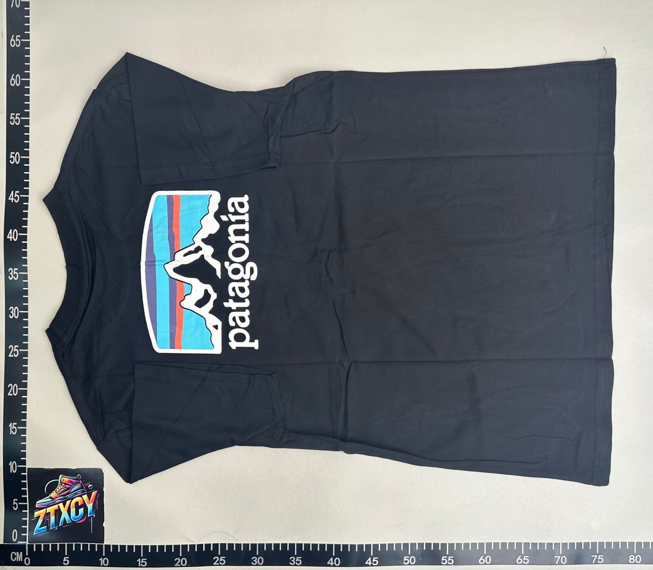 Patagonia P-6 Logo T-Shirt [35 styles]