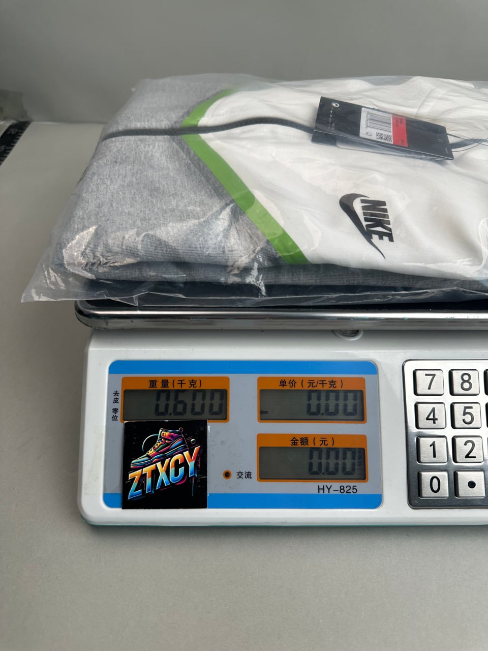 Unbranded Hooded Softshell Jackets [26 styles]