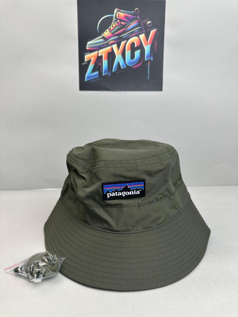 Patagonia P-6 Logo Bucket Hat [5 styles]