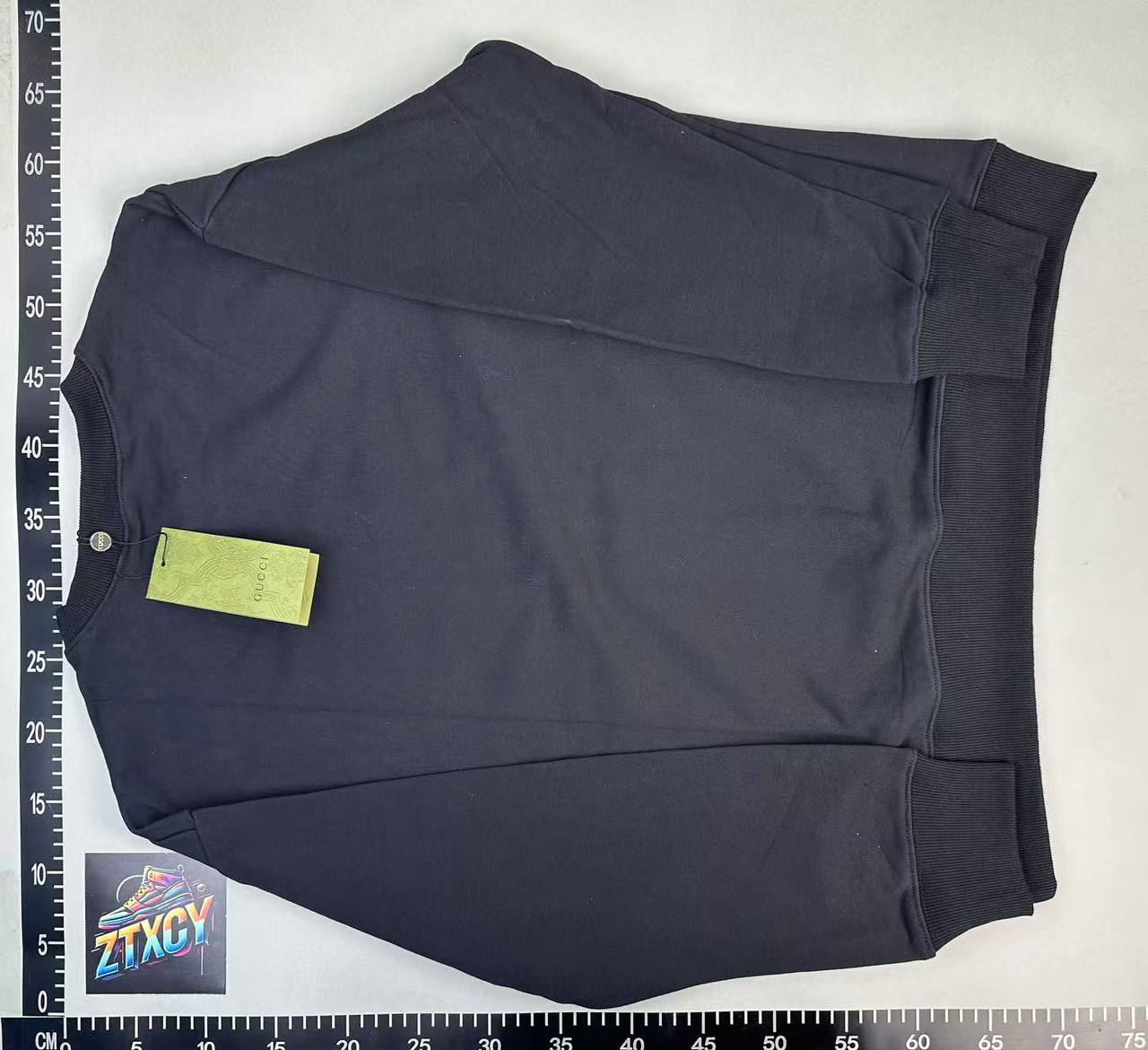 Black Ribbed Zip-Up Jacket [1 style]