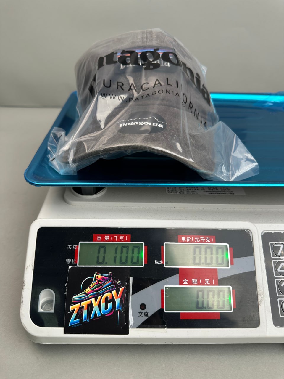 Patagonia P-6 Logo Hat [13 styles]