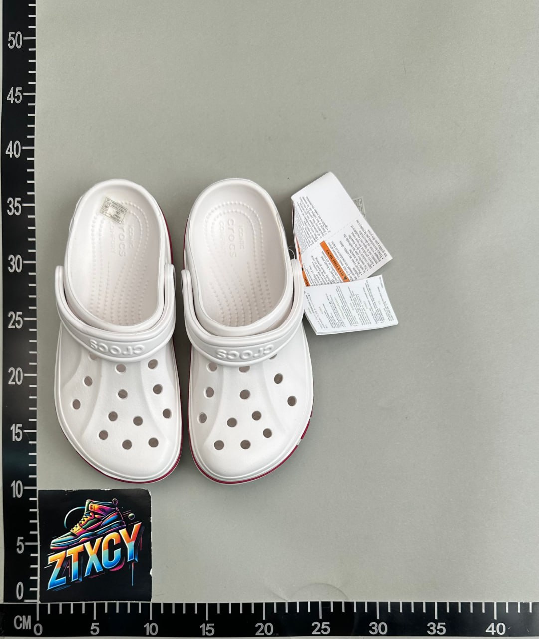 Crocs Classic Clogs [21 styles]