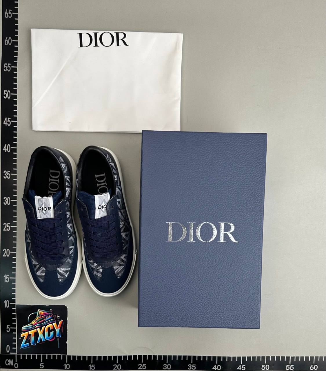 Dior B22 Sneakers [16 styles]