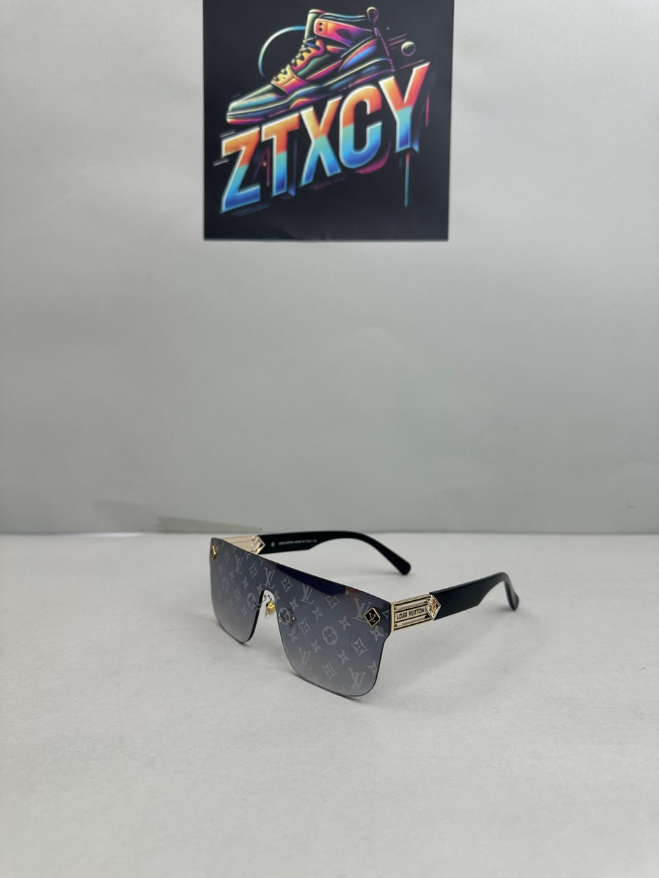 Louis Vuitton Shield Sunglasses [24 styles]