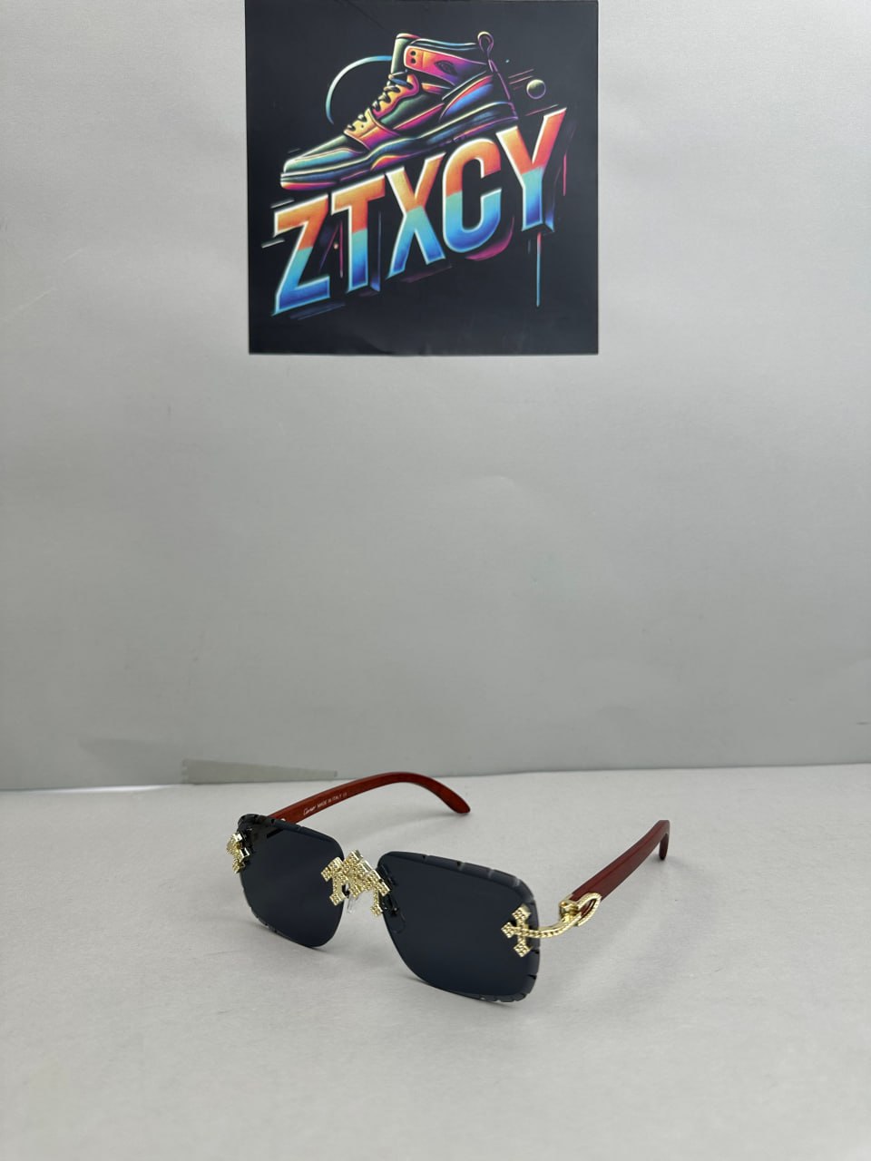 Cartier Panthère Sunglasses [19 styles]