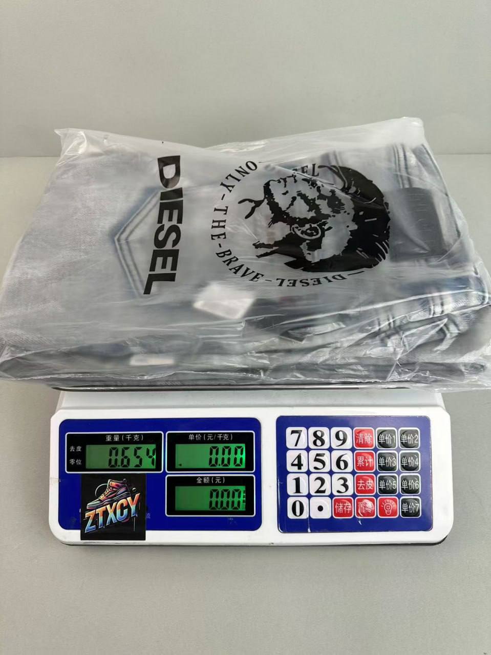 REPLAY Hyperflex White Weft Edition Jeans [9 styles]