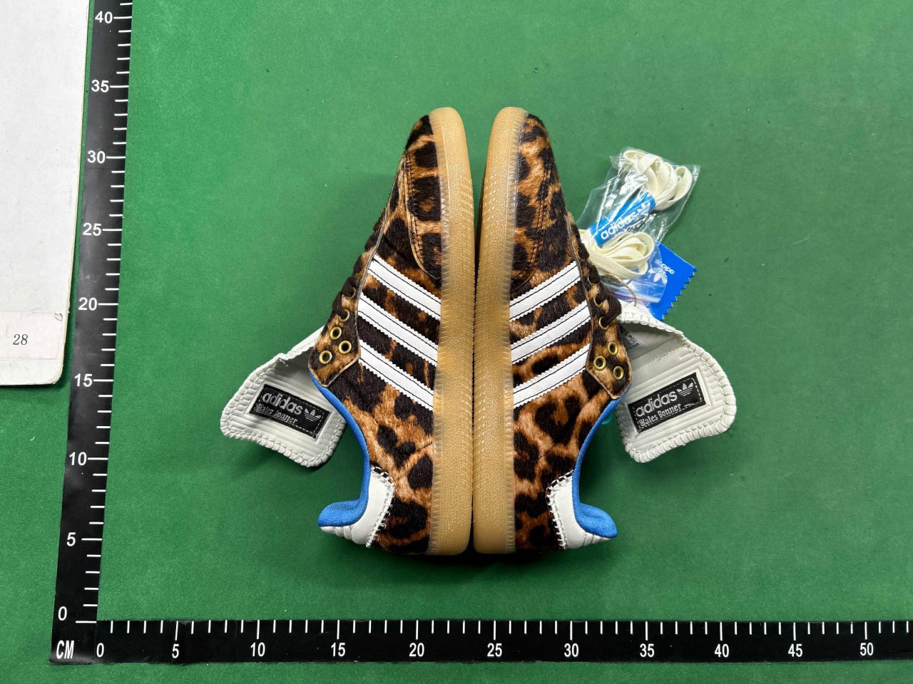 Adidas Samba Sneakers [5 styles]